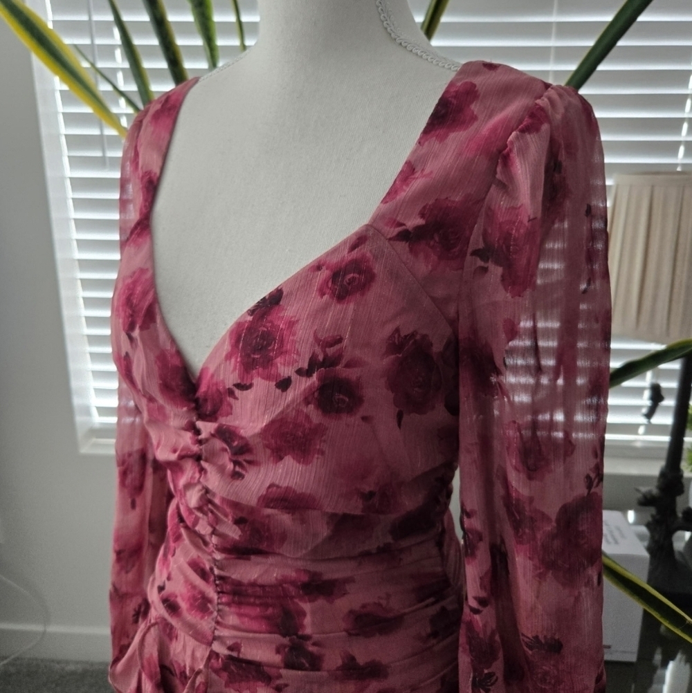 Line & dot Long sleeve tiered floral dress. Size small. New.**This is a sample - Picture 2 of 7